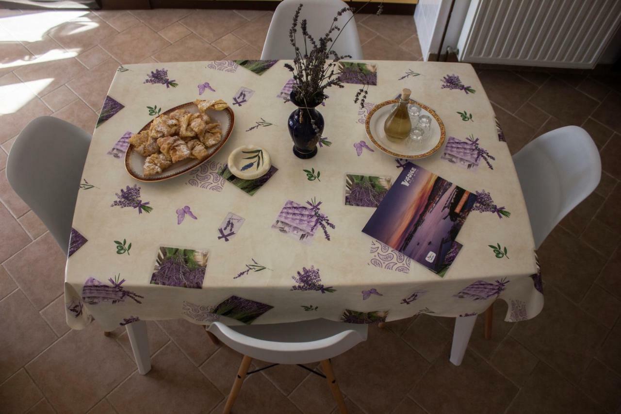 Apartments Mediterranean Sundance ヴォディツェ エクステリア 写真